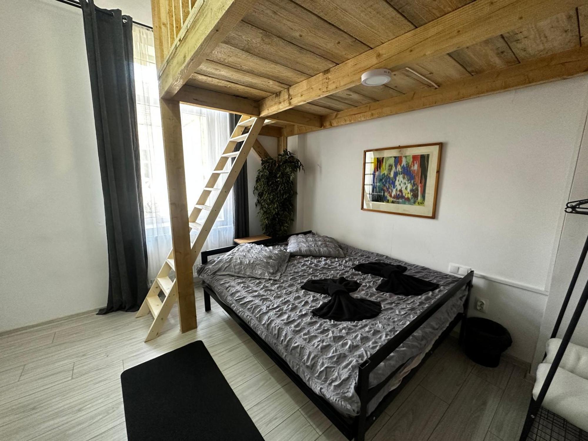 Guest house Ana 2 Untold *